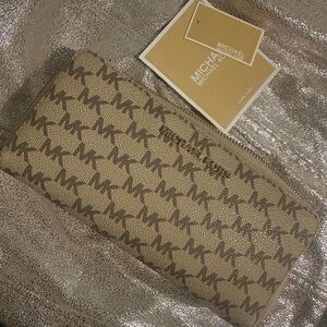 Michael Kors Beige Logo Wristlet